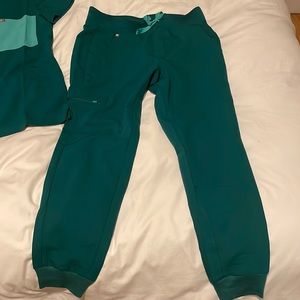 Small petite figs jogger scrub pants